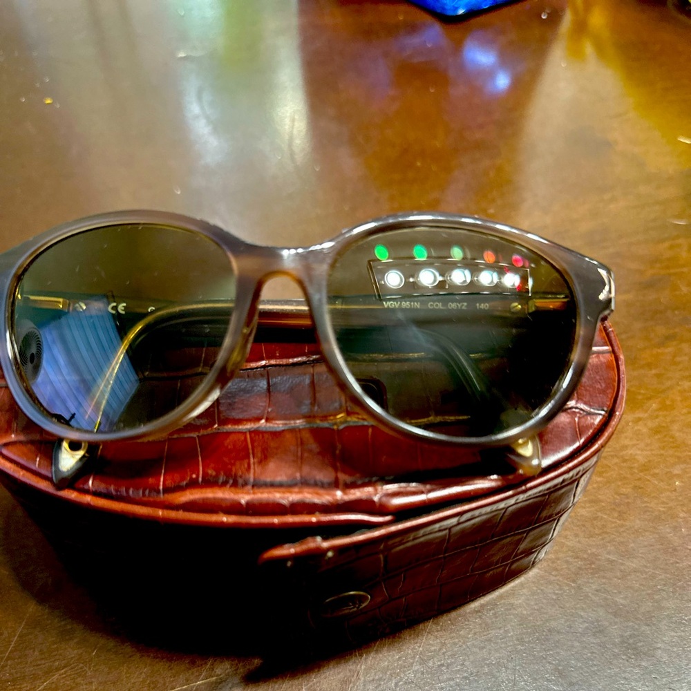 Givenchy geometric sunglasses, authentic, pre-loved